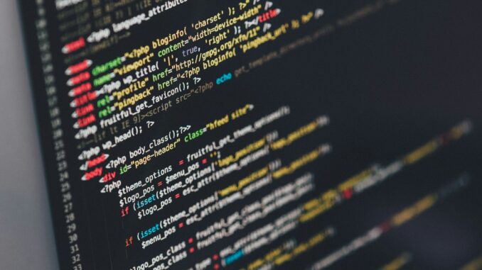 site vitrine entreprise moniteur affichant la programmation Java